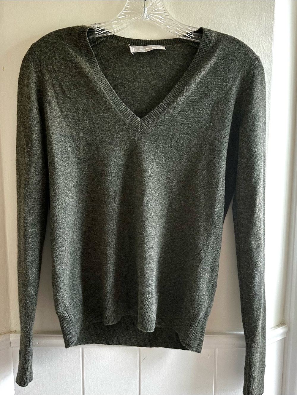 Everlane Cashmere V-Neck Sweater Dark Greenish Gray Women’s XXS